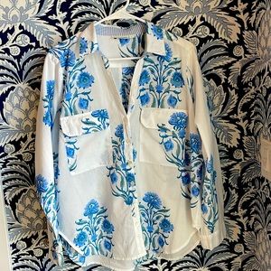 Beautiful Roller Rabbit tunic.  Size L. Excellent condition.